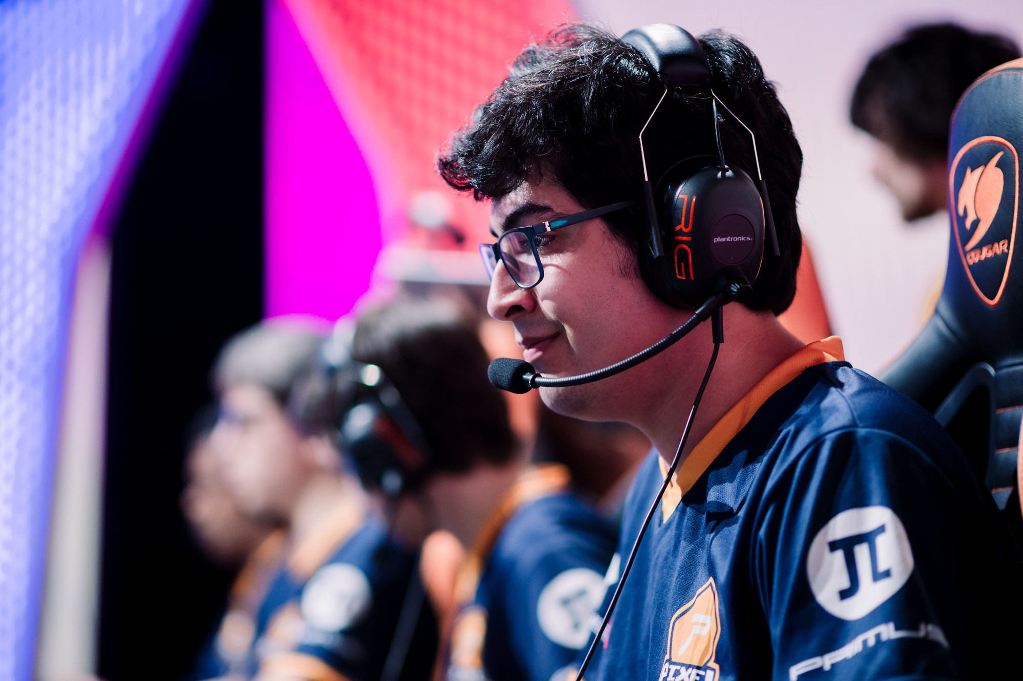 Kindless deja Pixel Esports por motivos personales y viaja de vuelta a ...