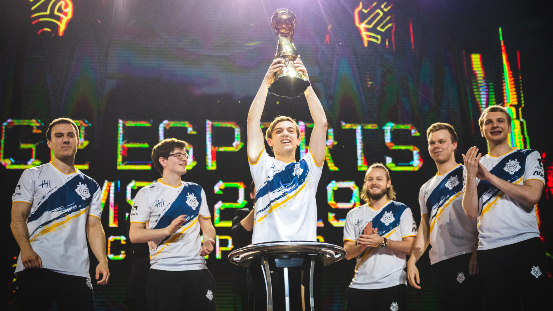 G2 Esports levantando titulo MSI 2019