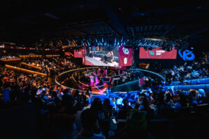 Riot permitirá patrocinios con casas de apuestas para equipos Tier 1 de LoL y VALORANT en América y EMEA